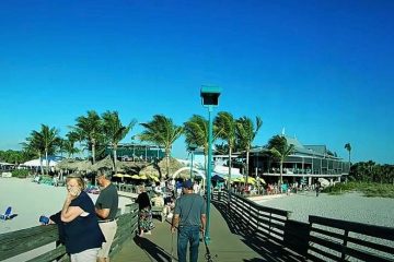 venice-fishing-pier-fl-a-summer-day